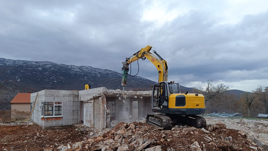 Prikazi izgradnje modernih stambenih i poslovnih prostora, iskopa, uređenja okoliša i drugih usluga